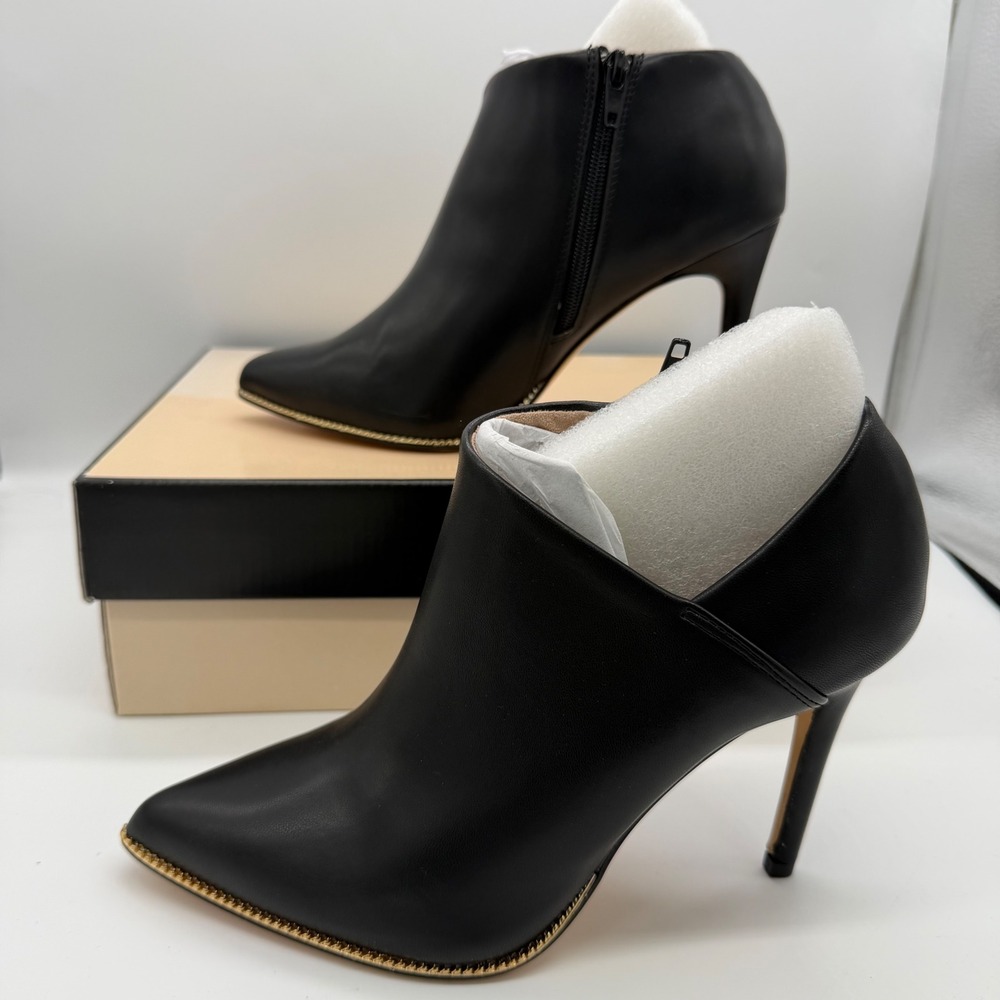 BCBGeneration Hadix Black Pointed Toe Ankle Bootie Stiletto Heel 8M New